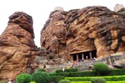 hampi Badami Caves